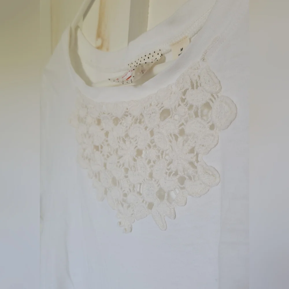 Anthropologie White Short-Sleeve Tee with Crochet Yoke - Picture 4 of 5